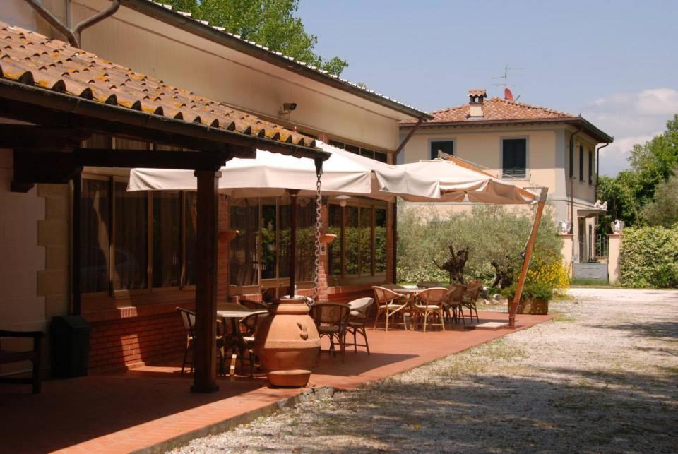 Hotel Giuly Torre del Lago Puccini Εξωτερικό φωτογραφία